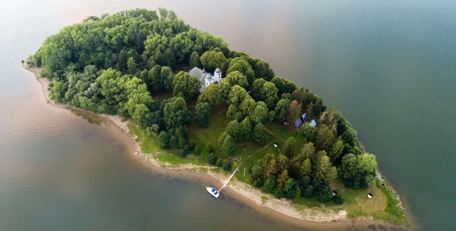 Slanický ostrov umenia